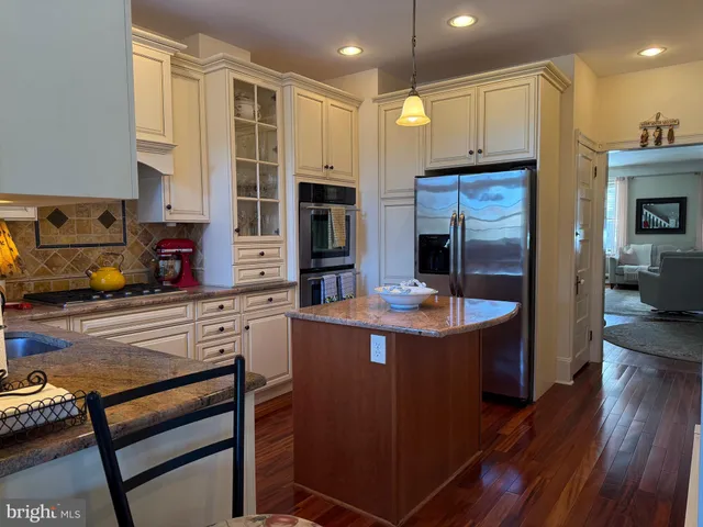 $699,000 | 221 Summit Avenue, Jenkintown, PA 19046