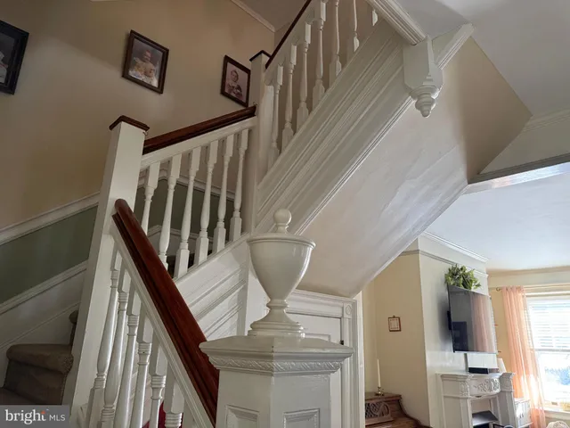 $699,000 | 221 Summit Avenue, Jenkintown, PA 19046