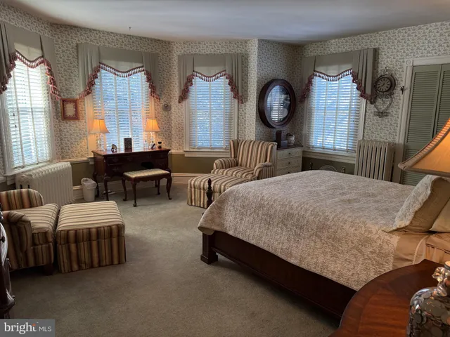 $699,000 | 221 Summit Avenue, Jenkintown, PA 19046