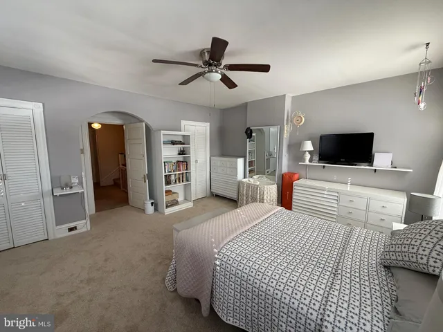 $699,000 | 221 Summit Avenue, Jenkintown, PA 19046