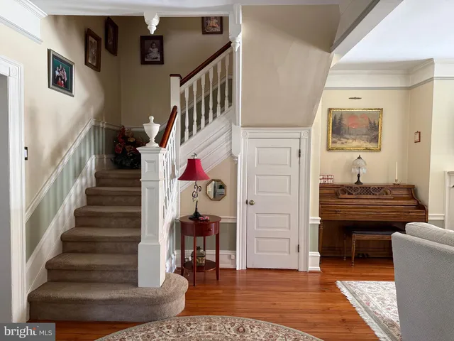 $699,000 | 221 Summit Avenue, Jenkintown, PA 19046