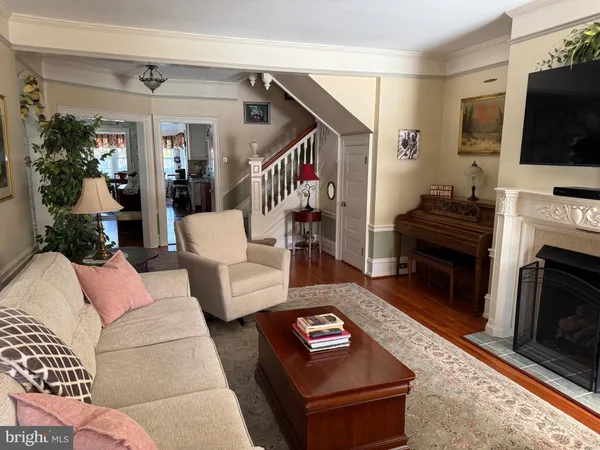 $605,000 | 221 Summit Avenue, Jenkintown, PA 19046