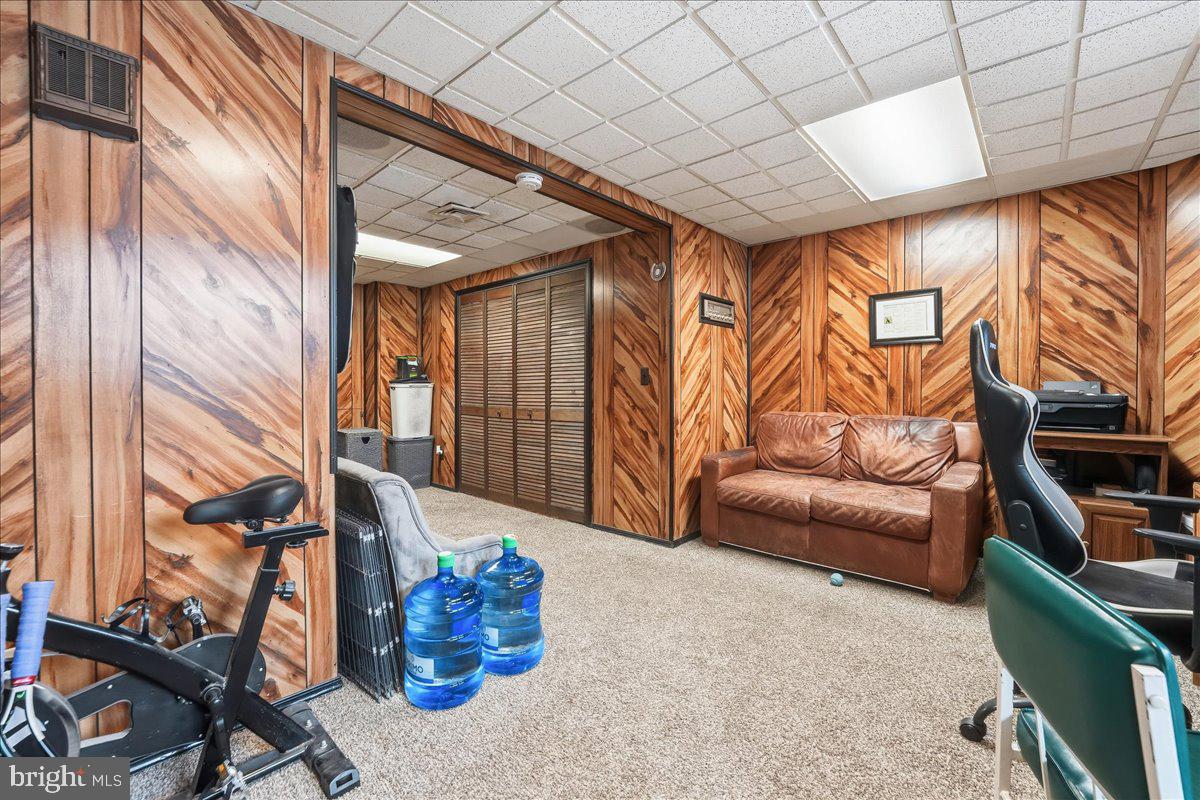 159 Henderson Place Hightstown, NJ 08520 - Photo 28 of 32 a outdoor living space with furniture