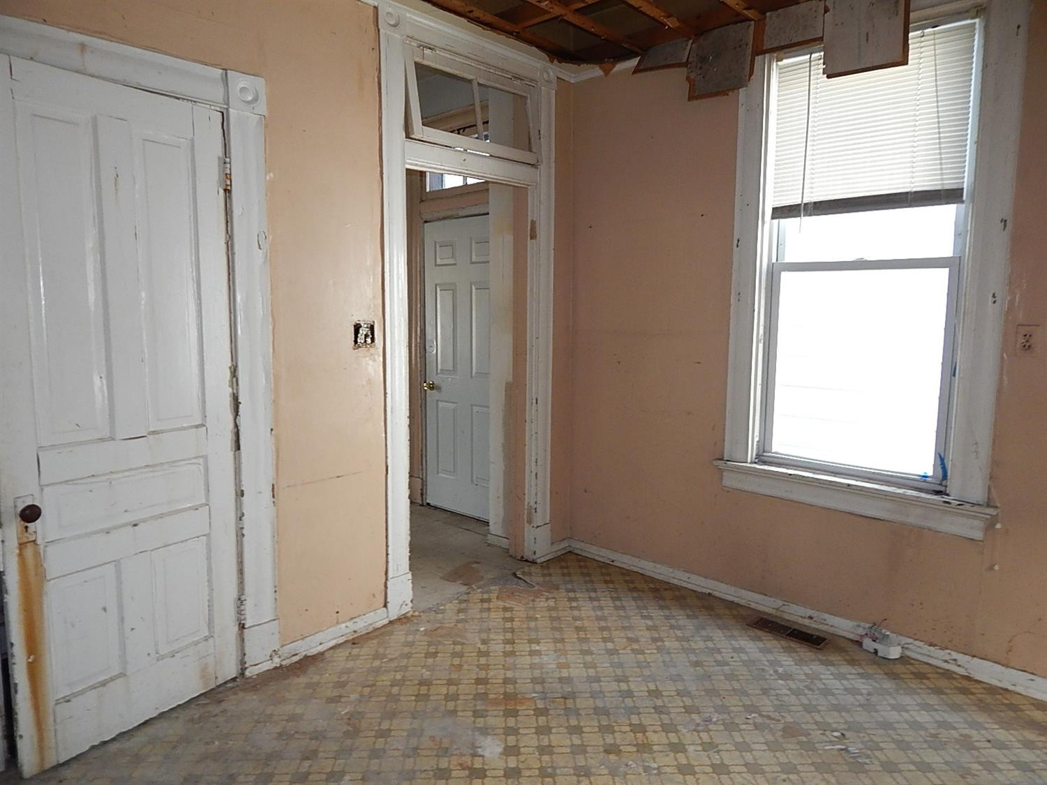 205 East 10th Street Covington, KY 41011 - Photo 7 of 24