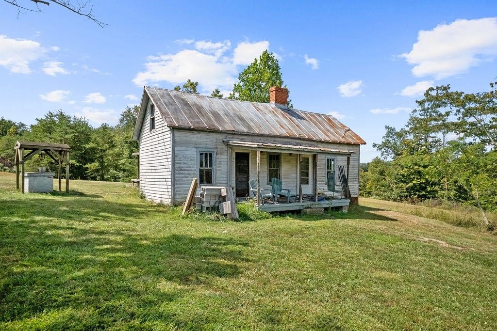 2176 Rebel Ridge Road Glenwood, WV 25520 - Photo 28 of 32 Gallery Image 28