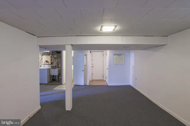 $2,600 | 6226 Woodcrest Avenue, Baltimore, MD 21209