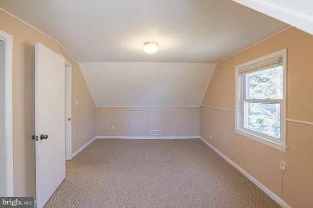 $2,600 | 6226 Woodcrest Avenue, Baltimore, MD 21209