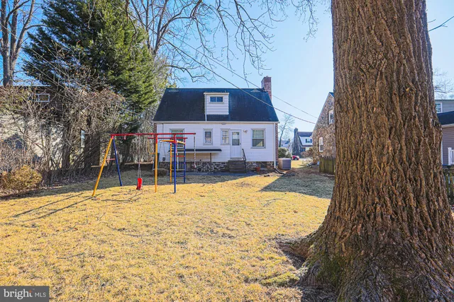 $2,600 | 6226 Woodcrest Avenue, Baltimore, MD 21209