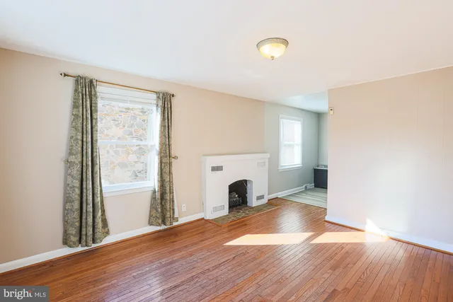 $2,600 | 6226 Woodcrest Avenue, Baltimore, MD 21209