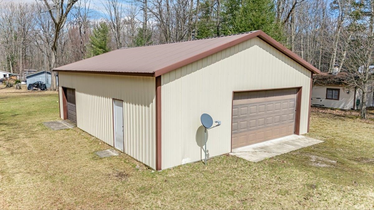 6992 Larry Street Hale, MI 48739 - Photo 7 of 51