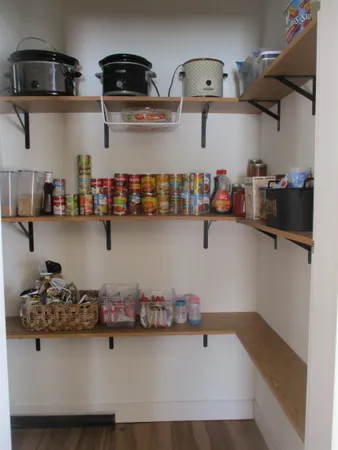 $639,900 | E10056 County C, North Freedom, WI 53951