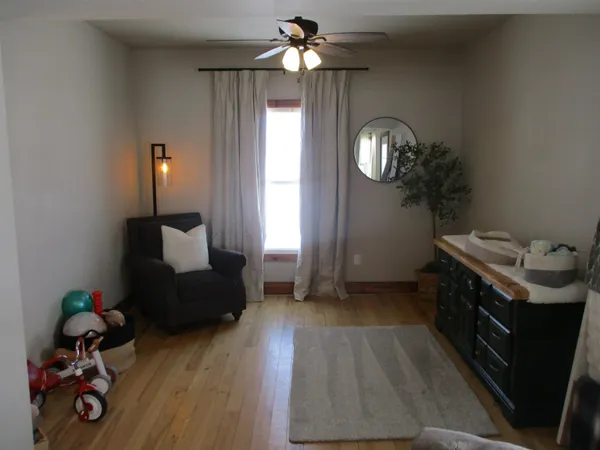 $639,900 | E10056 County C, North Freedom, WI 53951