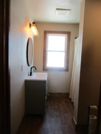 $639,900 | E10056 County C, North Freedom, WI 53951