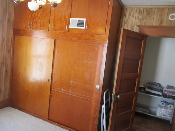 $639,900 | E10056 County C, North Freedom, WI 53951