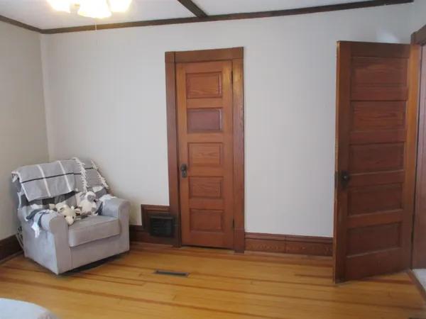 $639,900 | E10056 County C, North Freedom, WI 53951