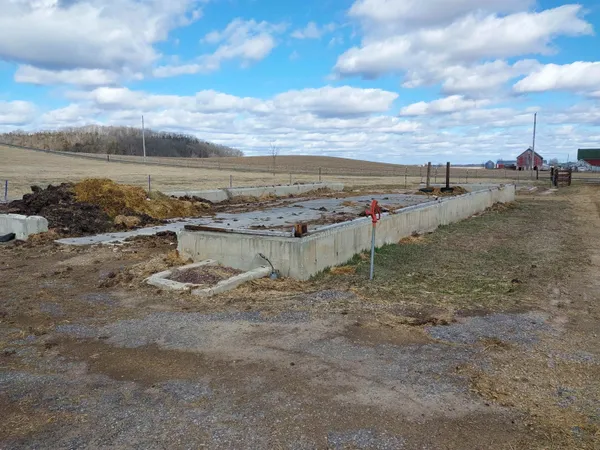 $639,900 | E10056 County C, North Freedom, WI 53951