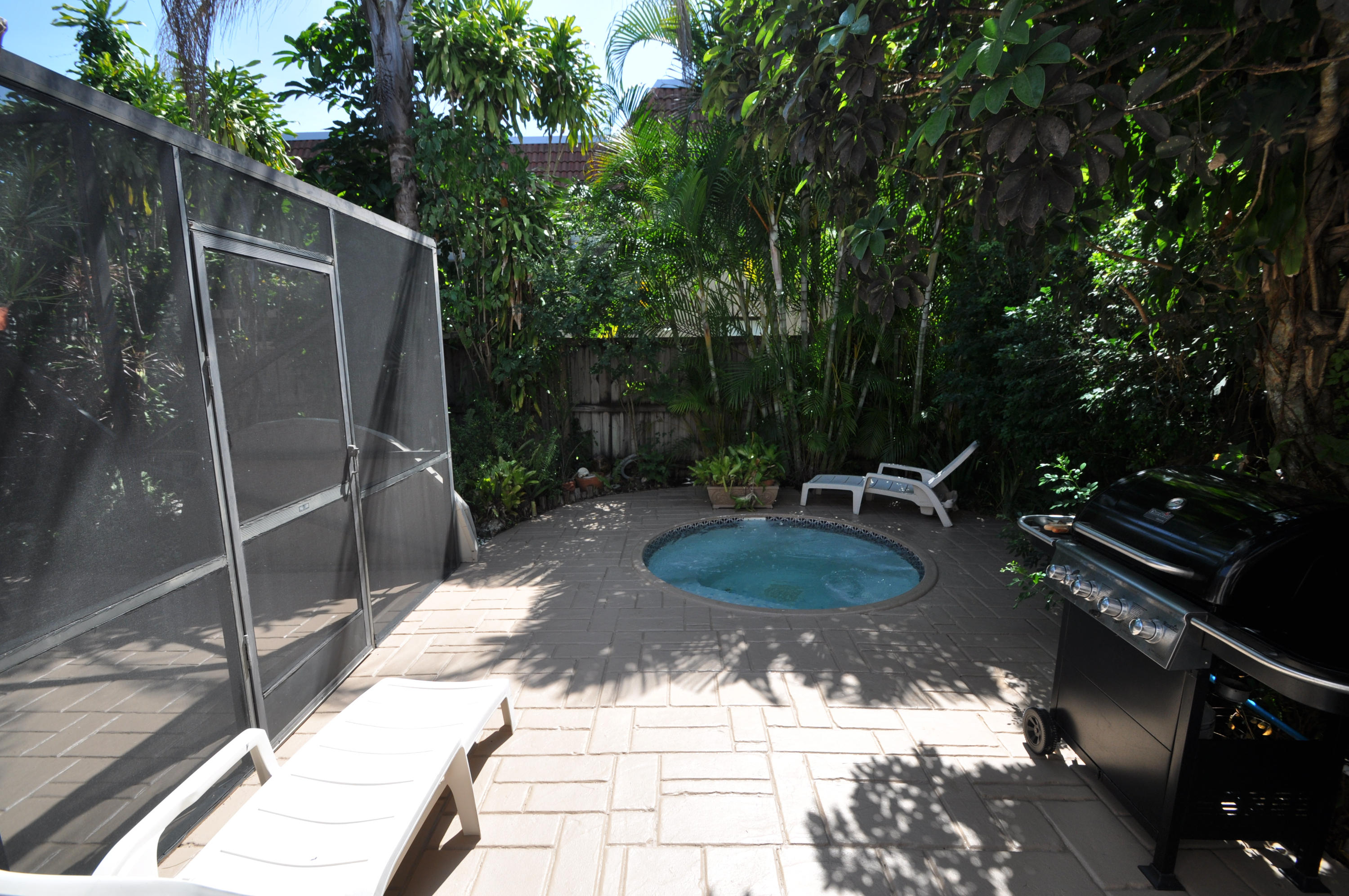 7527 Sierra Drive East Boca Raton, FL 33433 - Photo 20 of 27 DSC_0502