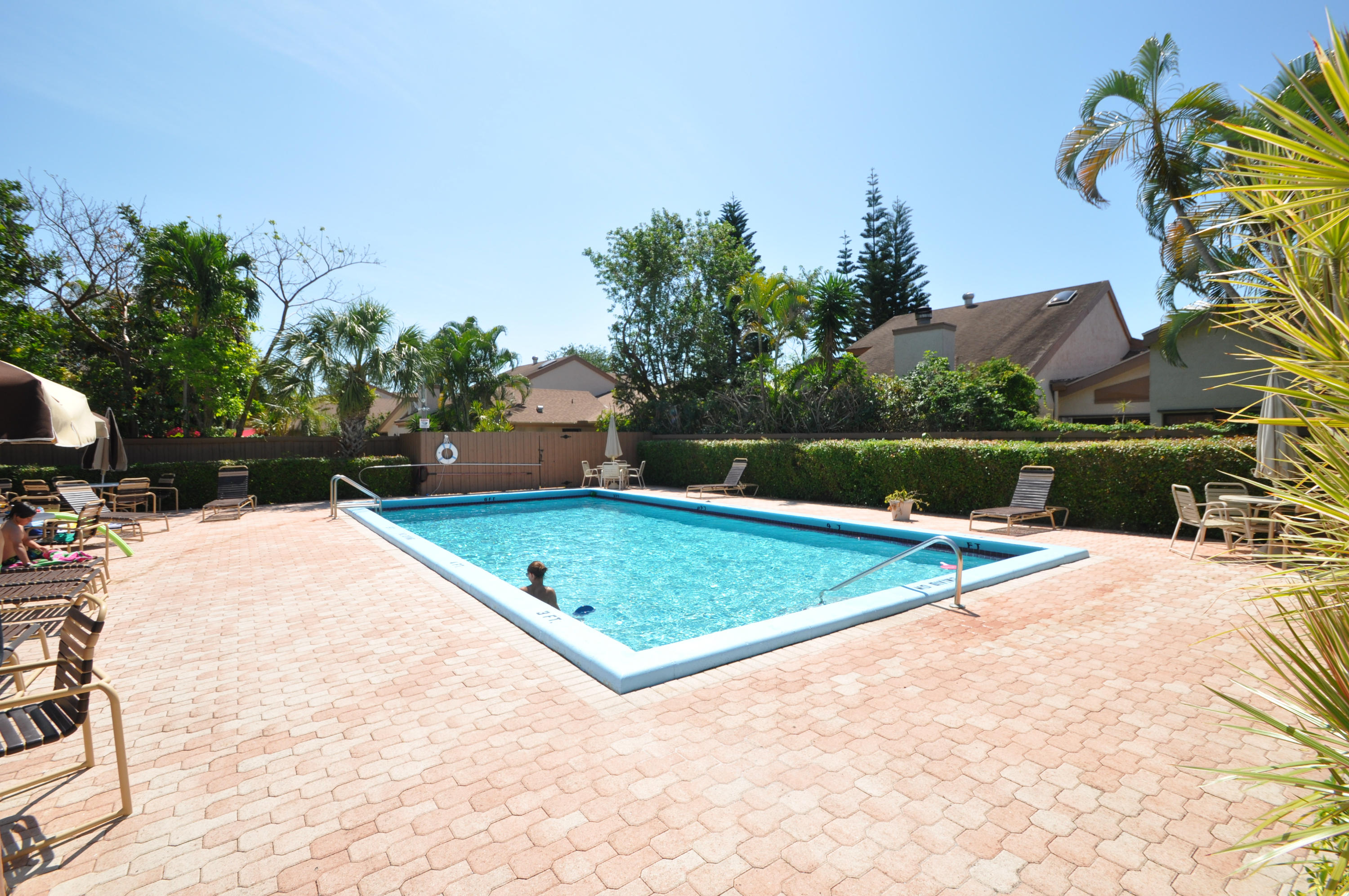 7527 Sierra Drive East Boca Raton, FL 33433 - Photo 26 of 27 DSC_0552