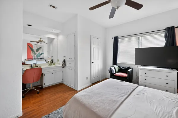 $1,600 | 3840 Far W Boulevard, Unit 319, Austin, TX 78731