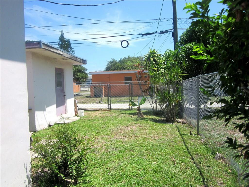 2222 McClellan Street Hollywood, FL 33020 - Photo 14 of 16 Photo 14