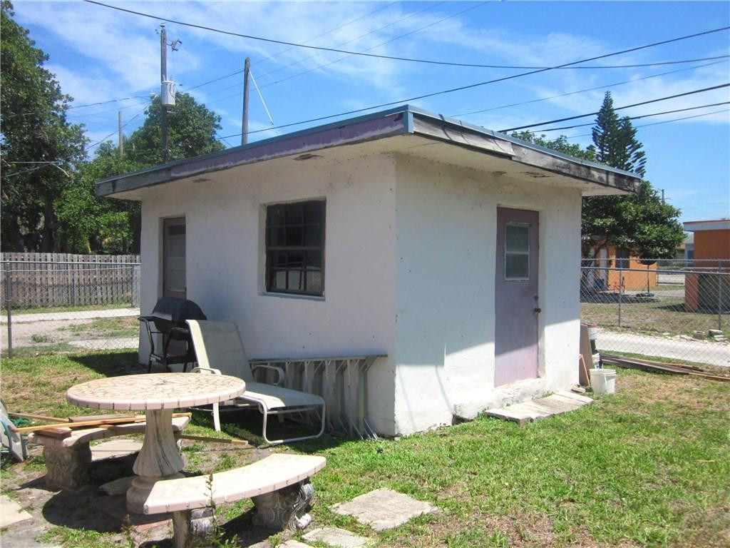 2222 McClellan Street Hollywood, FL 33020 - Photo 15 of 16 Photo 15