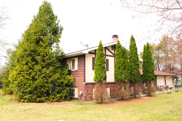 $255,000 | 1105 North 170 West, Angola, IN 46703