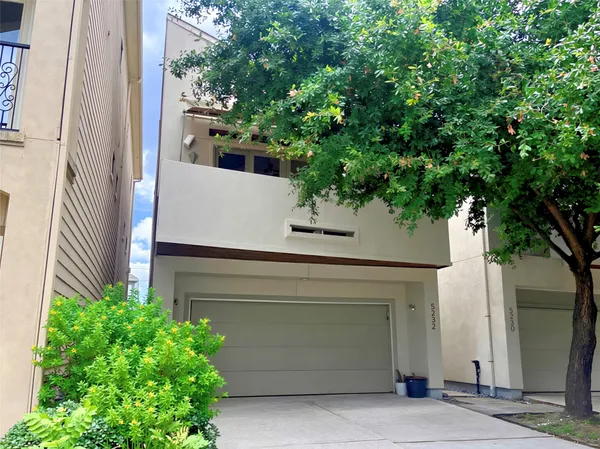 $3,200 | 5232 Cornish Street, Houston, TX 77007
