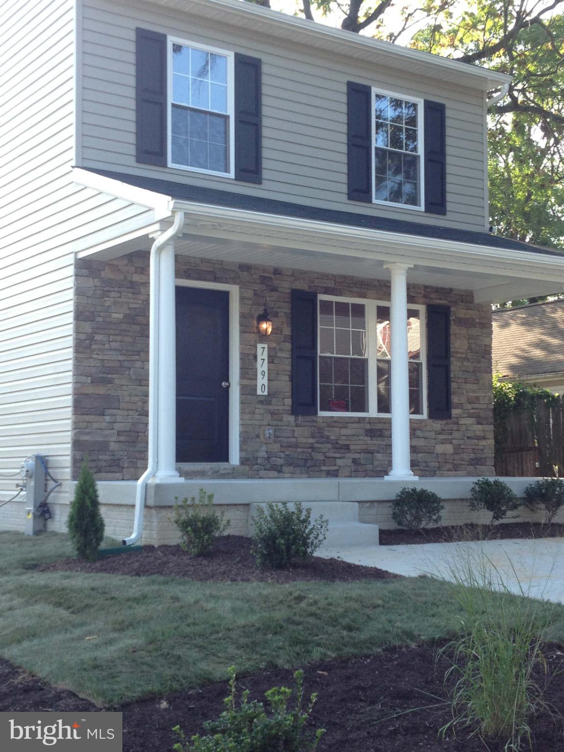 7790 East Shore Road Pasadena, MD 21122 - Photo 1 of 17 Exterior (Front)