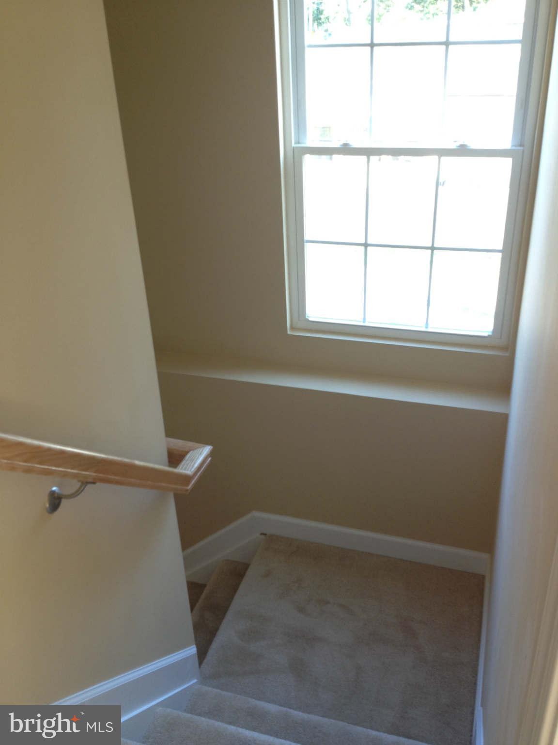 7790 East Shore Road Pasadena, MD 21122 - Photo 11 of 17 Interior (General)