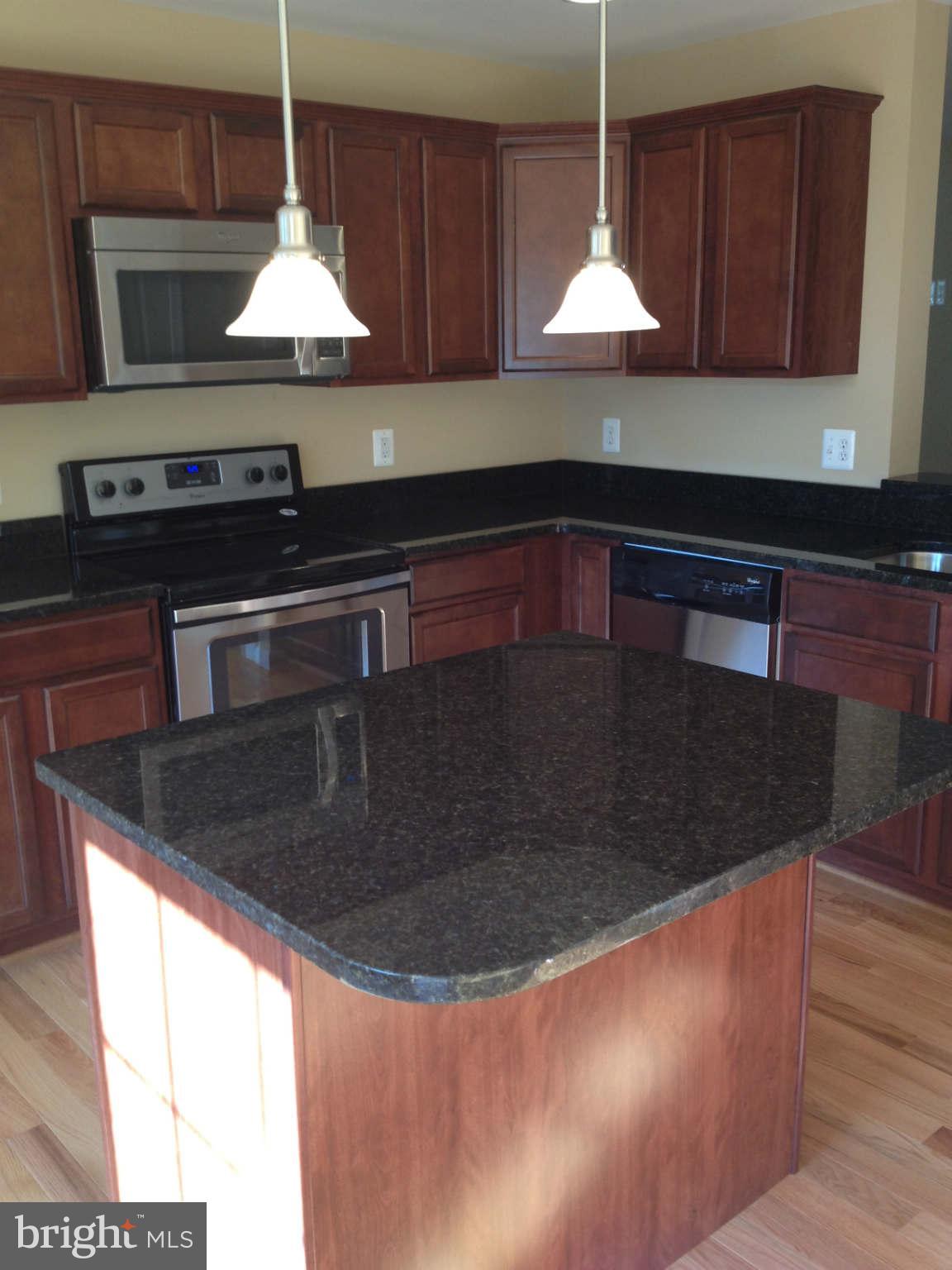 7790 East Shore Road Pasadena, MD 21122 - Photo 10 of 17 Kitchen