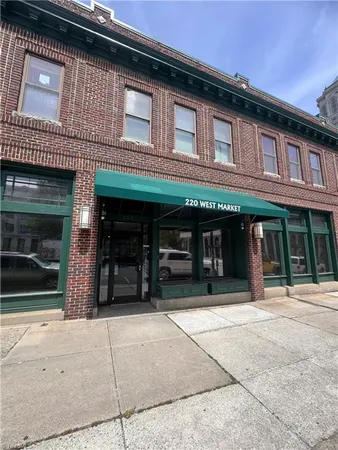 $1,250 | 220 East Market Street, Unit 206, Greensboro, NC 27401