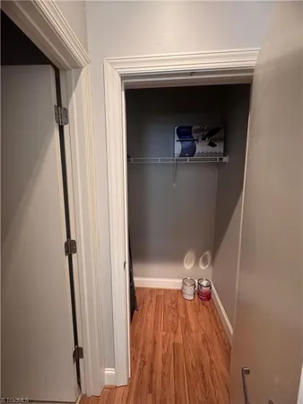 $1,250 | 220 East Market Street, Unit 206, Greensboro, NC 27401