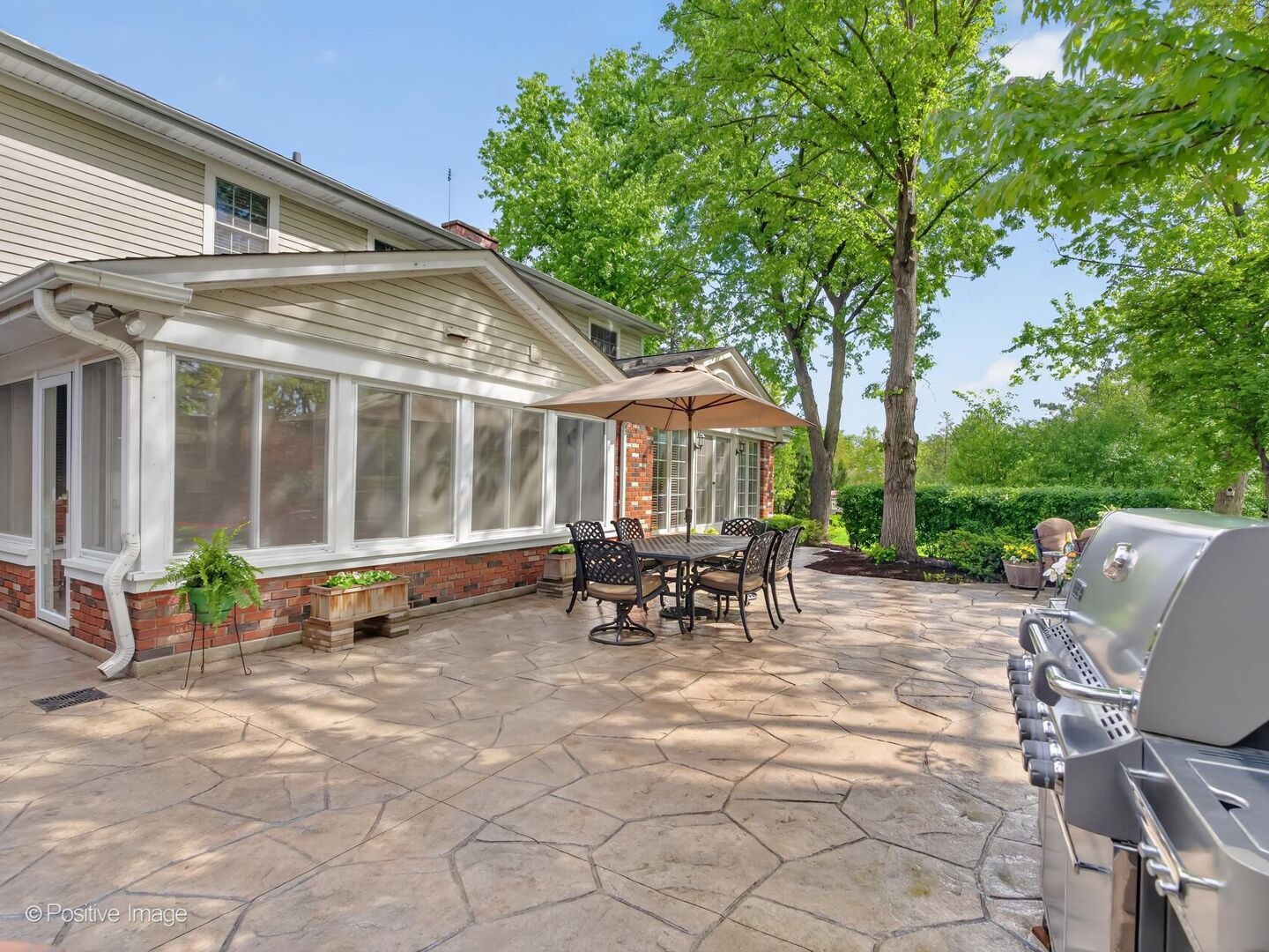 138 Surrey Lane Burr Ridge, IL 60527 - Photo 12 of 37