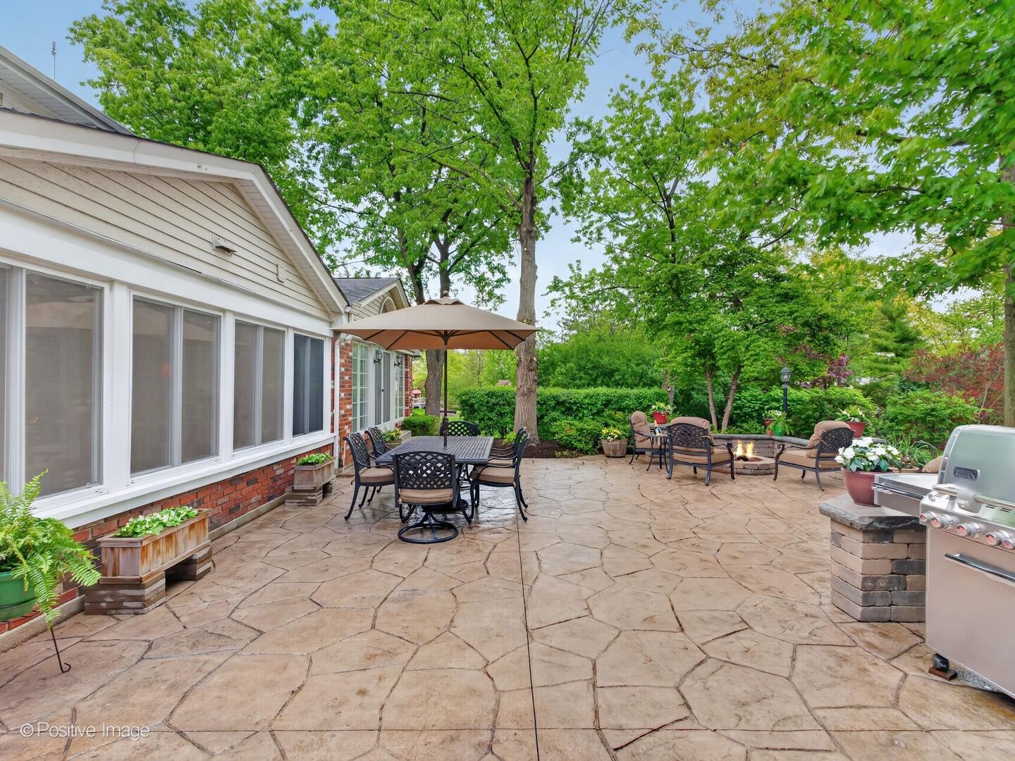 138 Surrey Lane Burr Ridge, IL 60527 - Photo 19 of 37