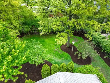 $1,099,000 | 138 Surrey Lane, Burr Ridge, IL 60527