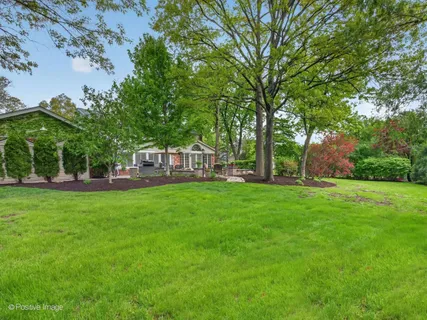 $1,099,000 | 138 Surrey Lane, Burr Ridge, IL 60527