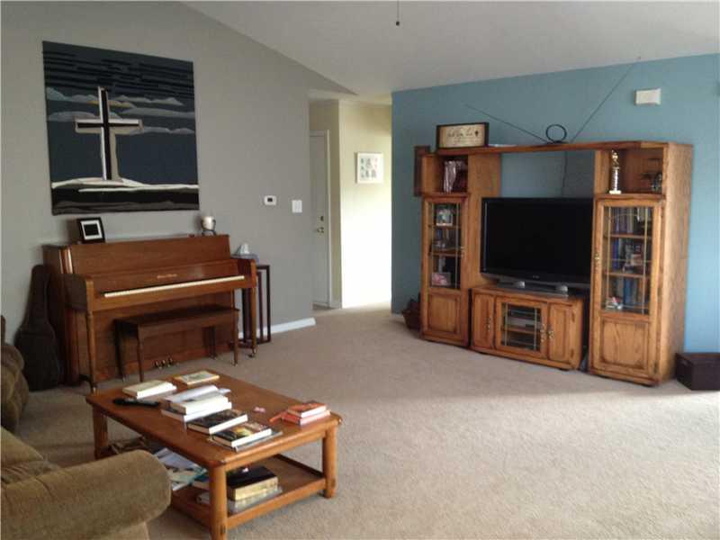 2807 Rothe Lane Indianapolis, IN 46229 - Photo 11 of 20 Gallery Image 11