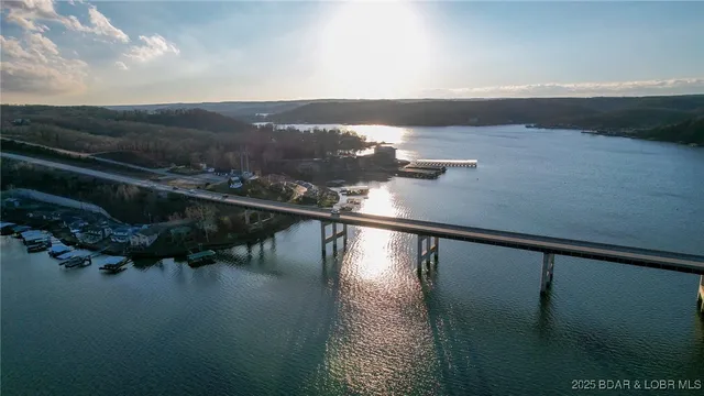 $419,000 | 290 Plaza Bch Drive, Unit 3C, Camdenton, MO 65020