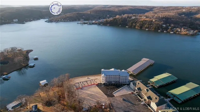 $419,000 | 290 Plaza Bch Drive, Unit 3C, Camdenton, MO 65020