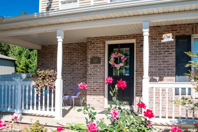 $485,000 | 610 Westminster Drive, Washington, IL 61571