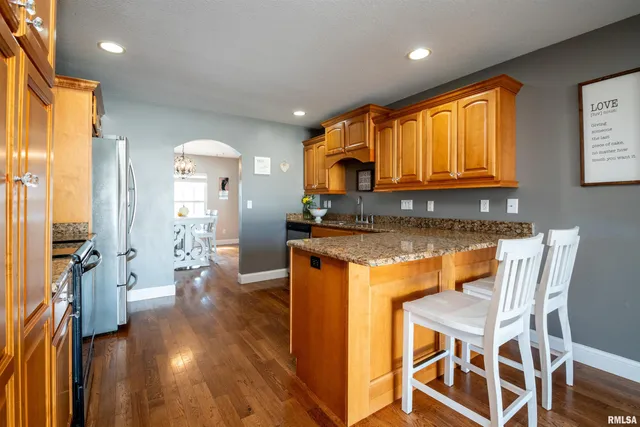 $485,000 | 610 Westminster Drive, Washington, IL 61571