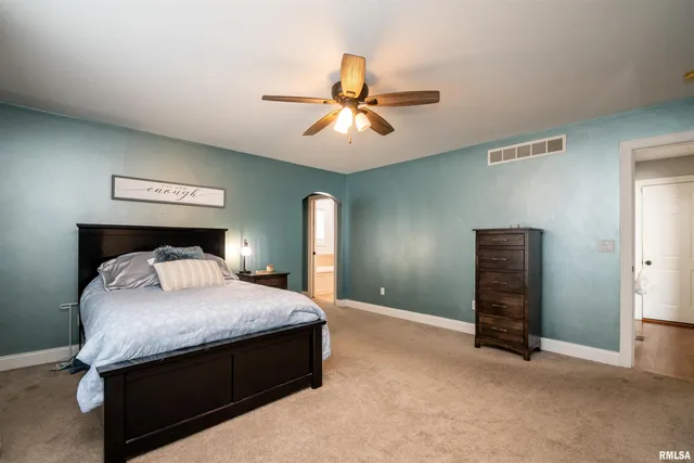 $485,000 | 610 Westminster Drive, Washington, IL 61571