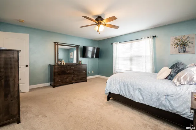 $485,000 | 610 Westminster Drive, Washington, IL 61571