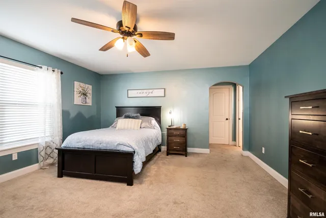 $485,000 | 610 Westminster Drive, Washington, IL 61571