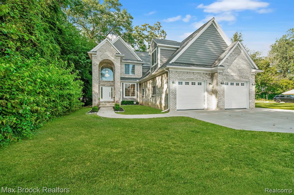 8330 Cooley Lake Road Commerce Township, MI 48382 - Photo 1 of 56 Gallery Image 1