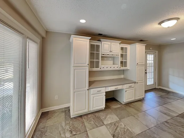 $1,499 | 5040 Sea Isle Road, Memphis, TN 38117