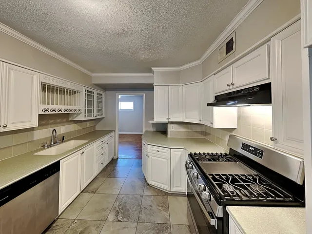 $1,499 | 5040 Sea Isle Road, Memphis, TN 38117