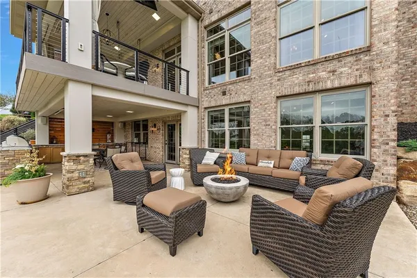 $1,250,000 | 212 Chesapeake Drive, Gibsonia, PA 15044