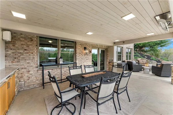 $1,250,000 | 212 Chesapeake Drive, Gibsonia, PA 15044