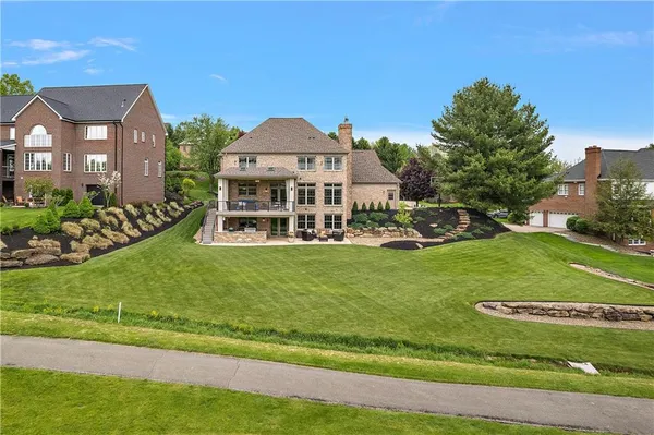 $1,250,000 | 212 Chesapeake Drive, Gibsonia, PA 15044